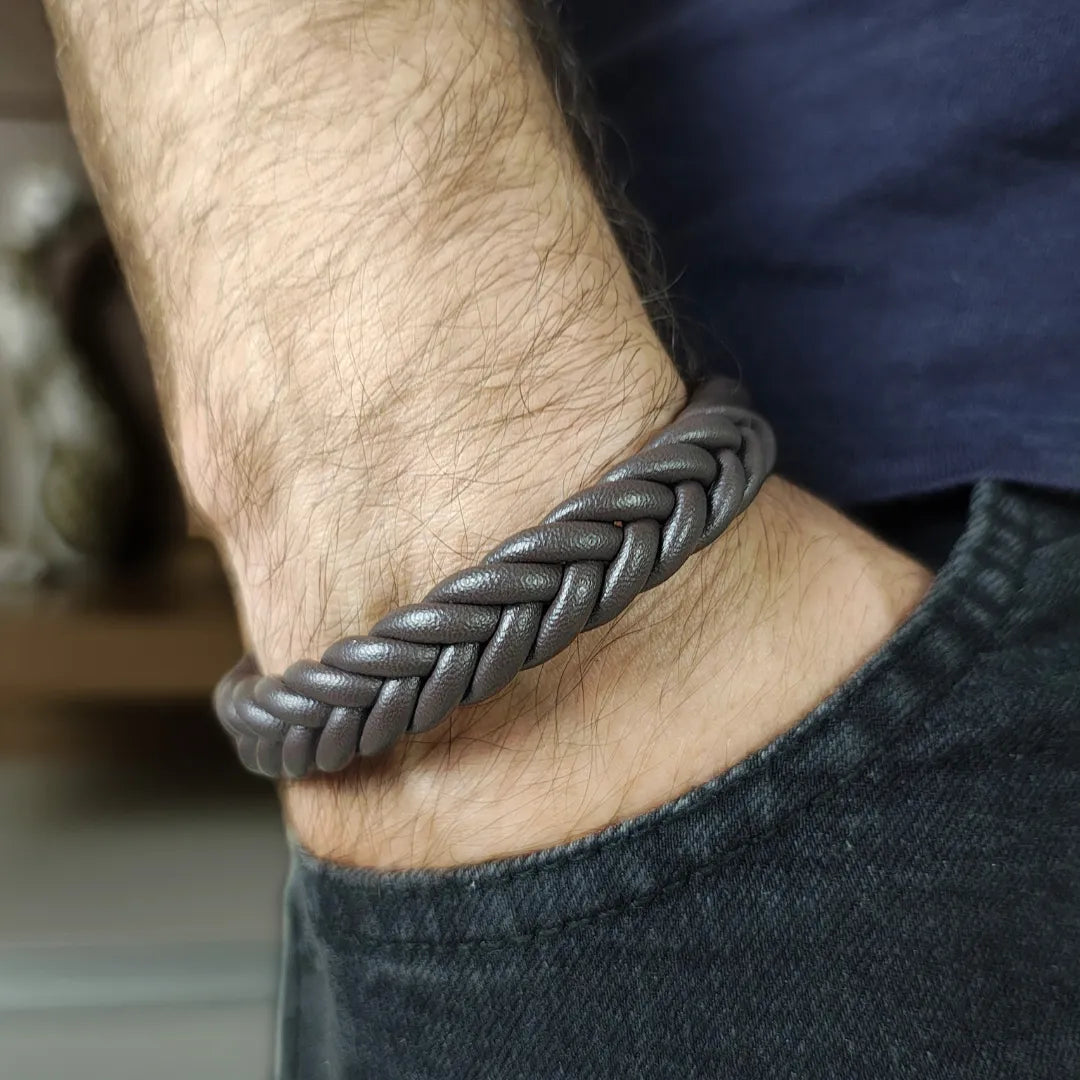 Pulseira Titan Brown